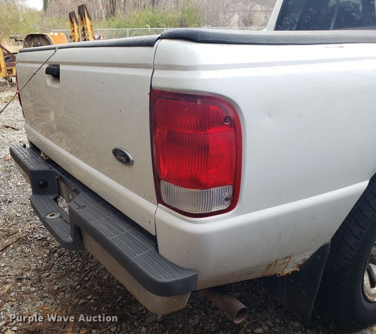 image for item DM4920 2000 Ford Ranger  SuperCab pickup truck