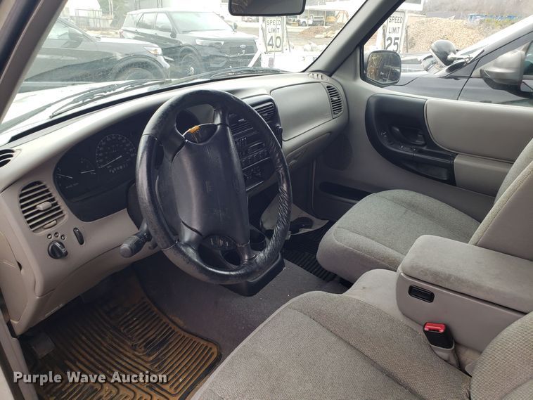 image for item DM4920 2000 Ford Ranger  SuperCab pickup truck