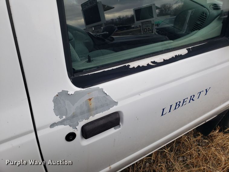 image for item DM4920 2000 Ford Ranger  SuperCab pickup truck