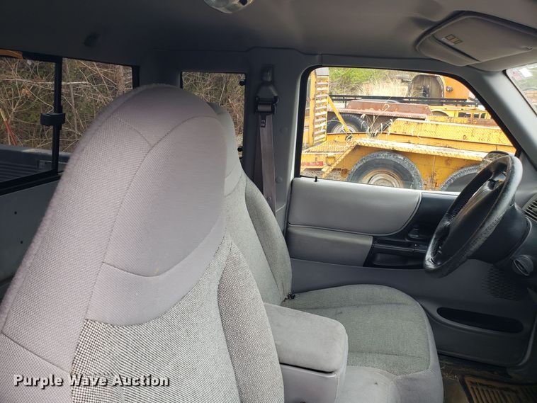 image for item DM4920 2000 Ford Ranger  SuperCab pickup truck