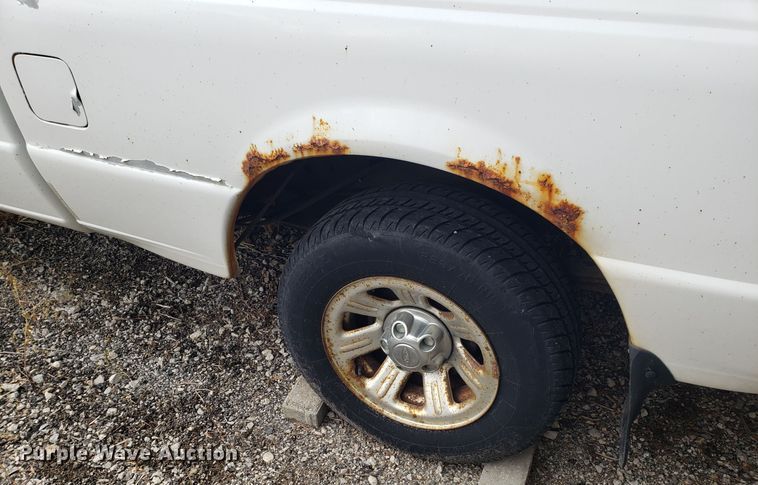 image for item DM4920 2000 Ford Ranger  SuperCab pickup truck