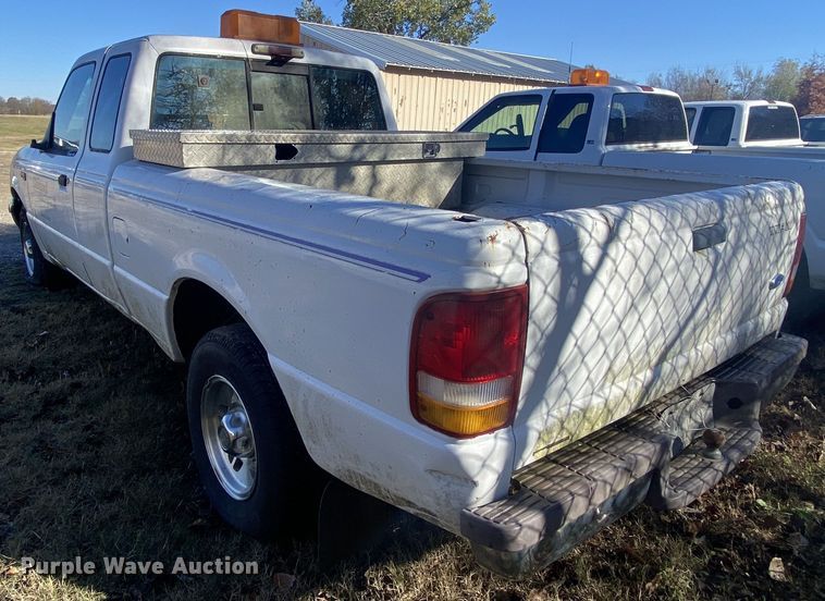 image for item DN8052 1997 Ford Ranger  SuperCab pickup truck