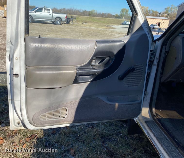 image for item DN8052 1997 Ford Ranger  SuperCab pickup truck