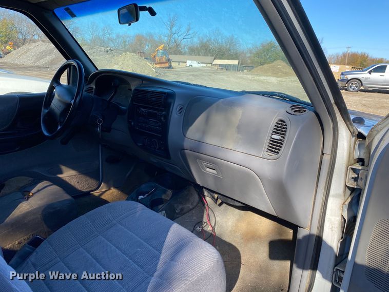 image for item DN8052 1997 Ford Ranger  SuperCab pickup truck
