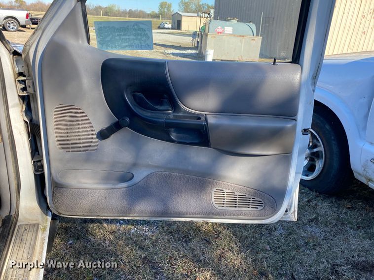 image for item DN8052 1997 Ford Ranger  SuperCab pickup truck