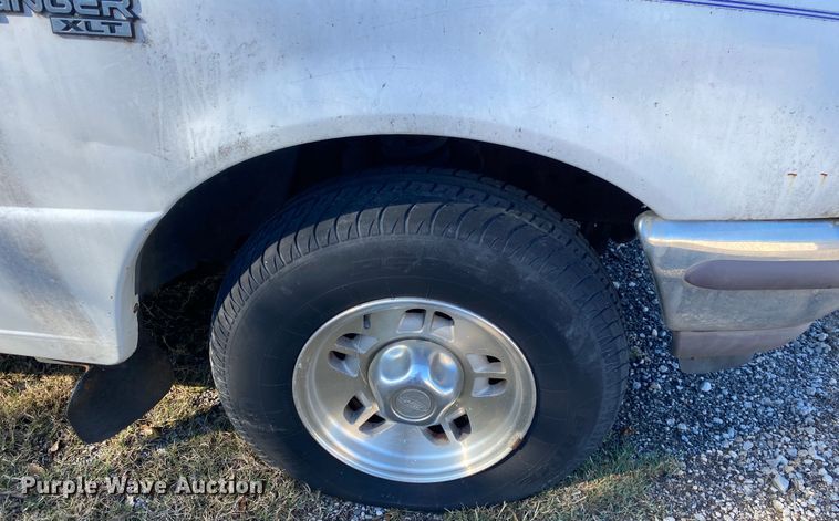 image for item DN8052 1997 Ford Ranger  SuperCab pickup truck