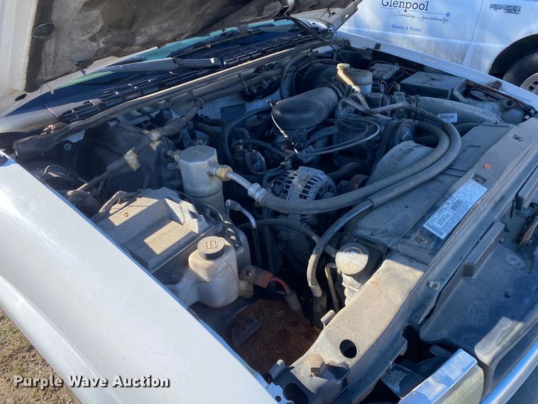 image for item DN8053 2003 Chevrolet S10  Ext. Cab pickup truck