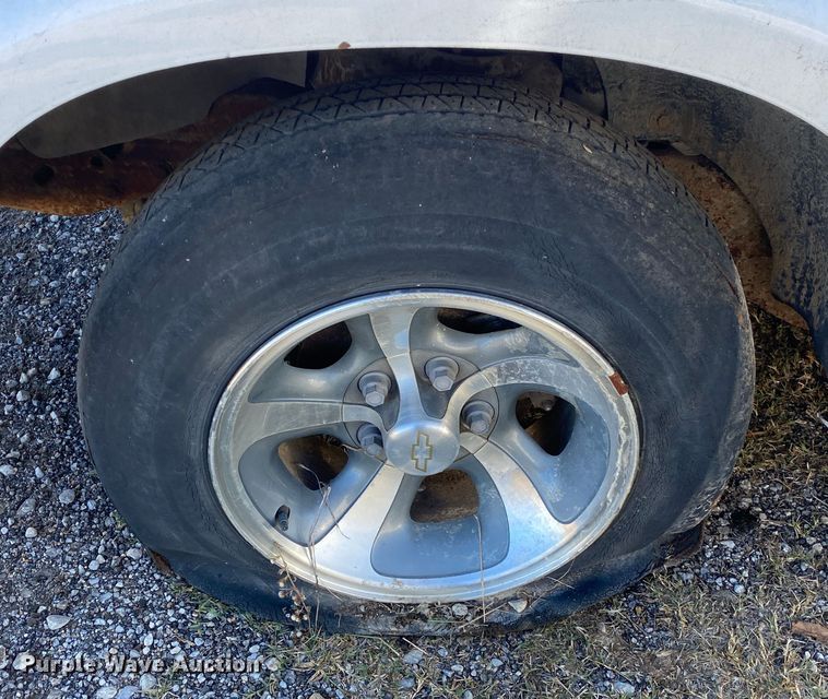 image for item DN8054 2003 Chevrolet S10  Ext. Cab pickup truck