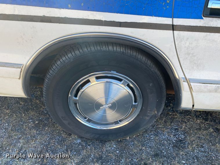image for item DN8055 1993 Chevrolet Caprice