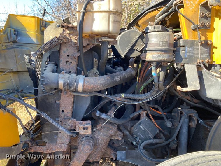 image for item DN8061 2005 GMC C8500  dump truck