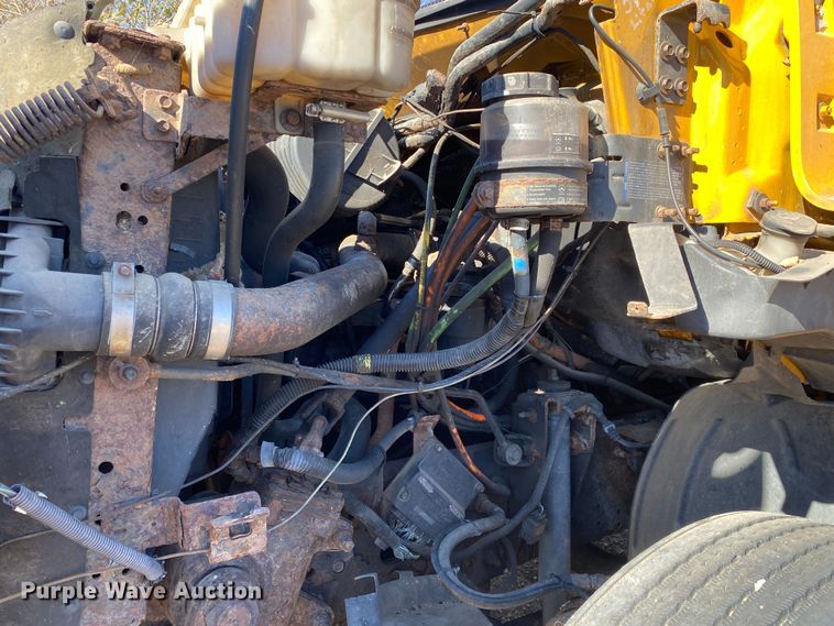 image for item DN8061 2005 GMC C8500  dump truck