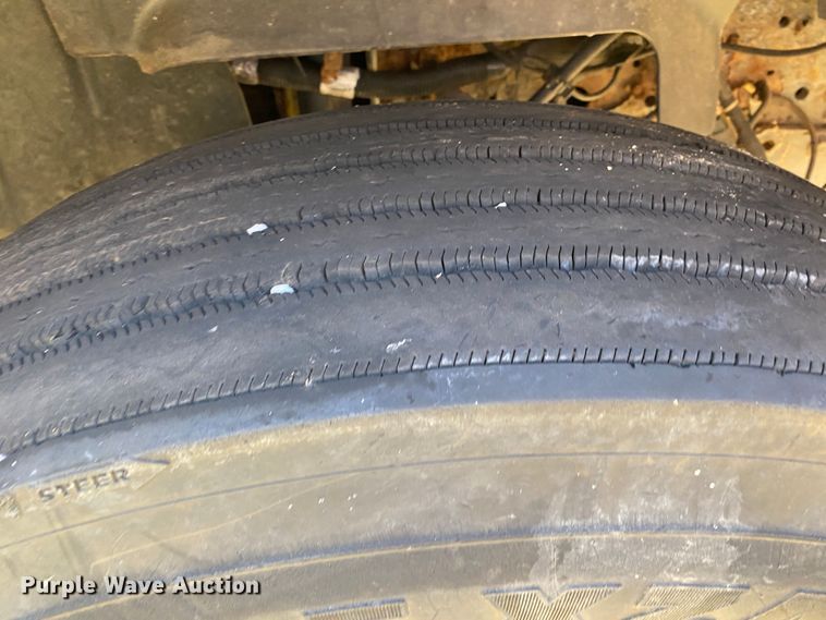 image for item DN8061 2005 GMC C8500  dump truck