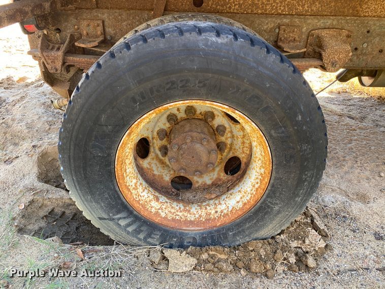 image for item DN8061 2005 GMC C8500  dump truck