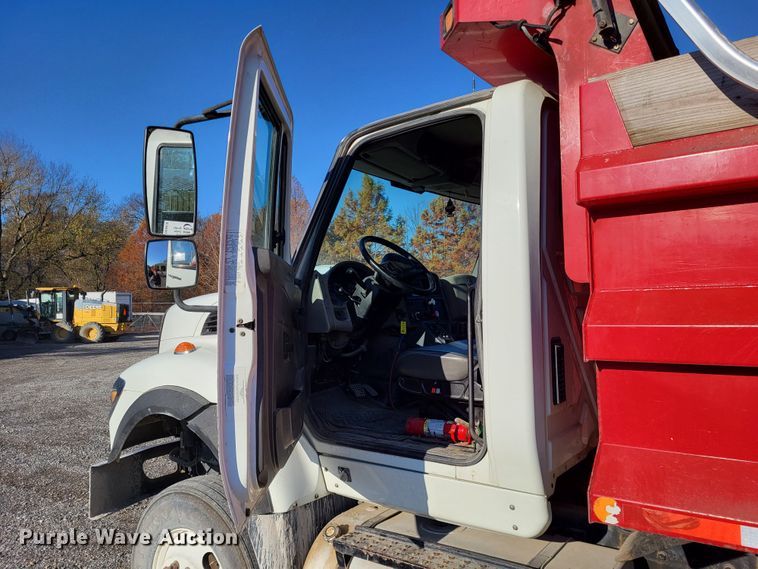 image for item DO3470 2012 International WorkStar 7500  dump truck