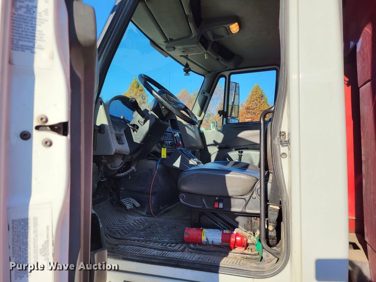 image for item DO3470 2012 International WorkStar 7500  dump truck