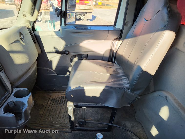 image for item DO3470 2012 International WorkStar 7500  dump truck