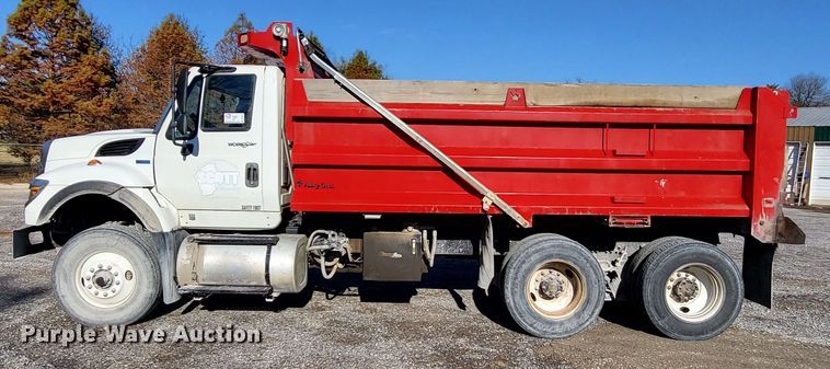 image for item DO3471 2013 International WorkStar 7500  dump truck