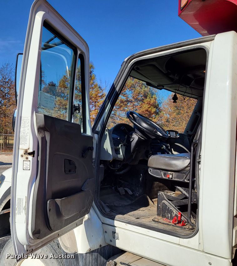 image for item DO3471 2013 International WorkStar 7500  dump truck