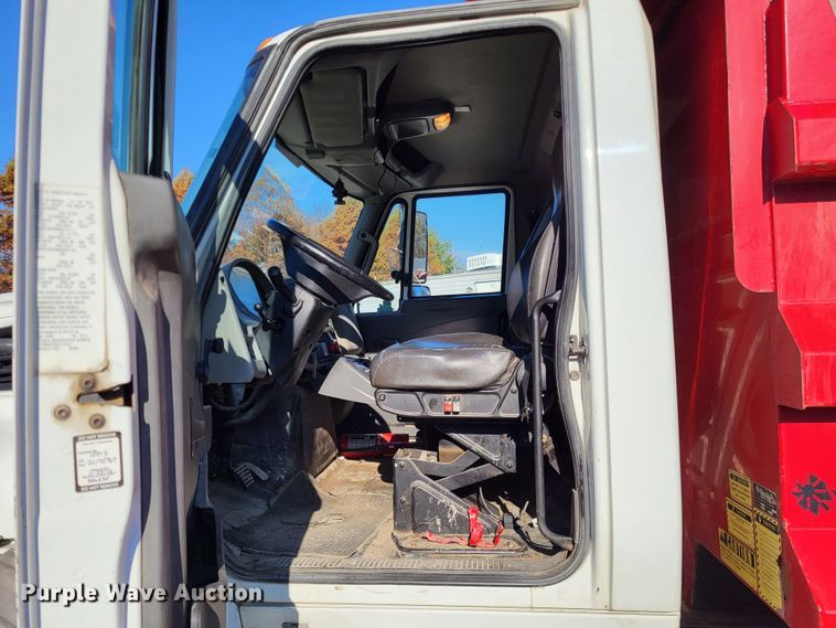 image for item DO3471 2013 International WorkStar 7500  dump truck