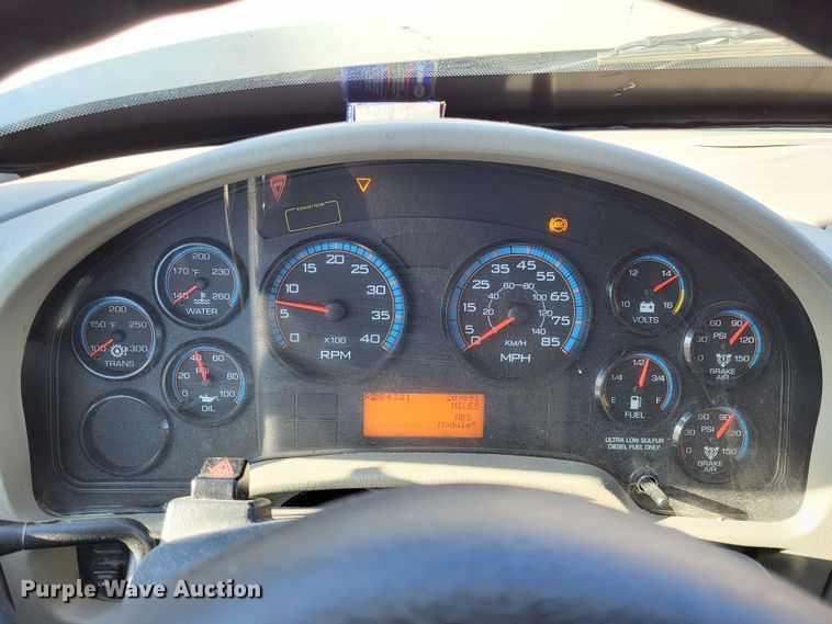 image for item DO3471 2013 International WorkStar 7500  dump truck