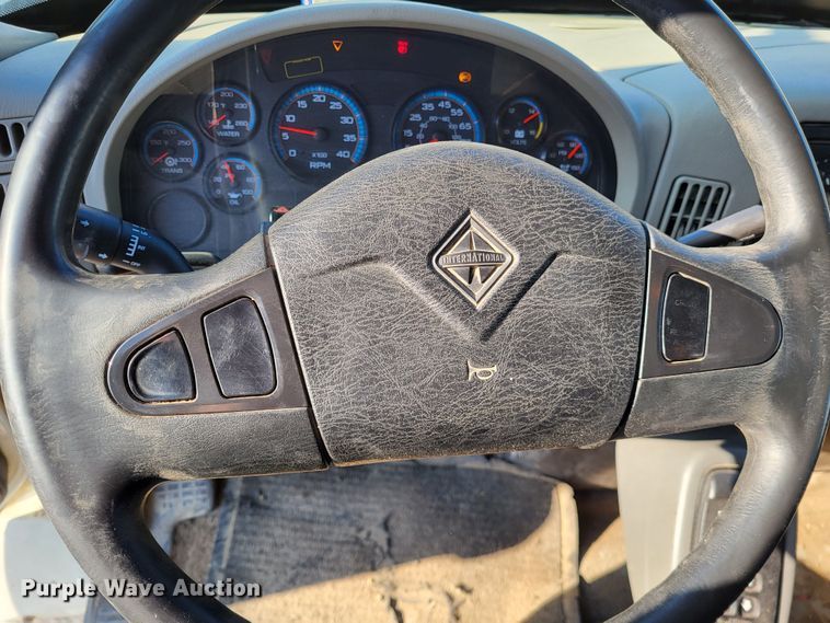 image for item DO3471 2013 International WorkStar 7500  dump truck