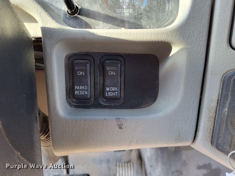 image for item DO3471 2013 International WorkStar 7500  dump truck