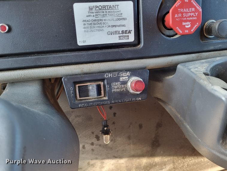 image for item DO3471 2013 International WorkStar 7500  dump truck