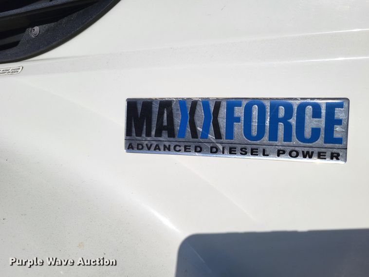 image for item DO3471 2013 International WorkStar 7500  dump truck