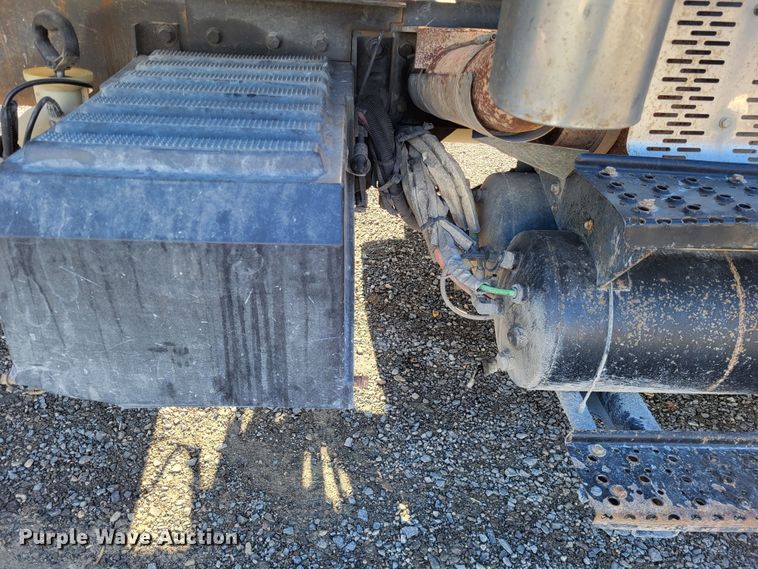 image for item DO3471 2013 International WorkStar 7500  dump truck