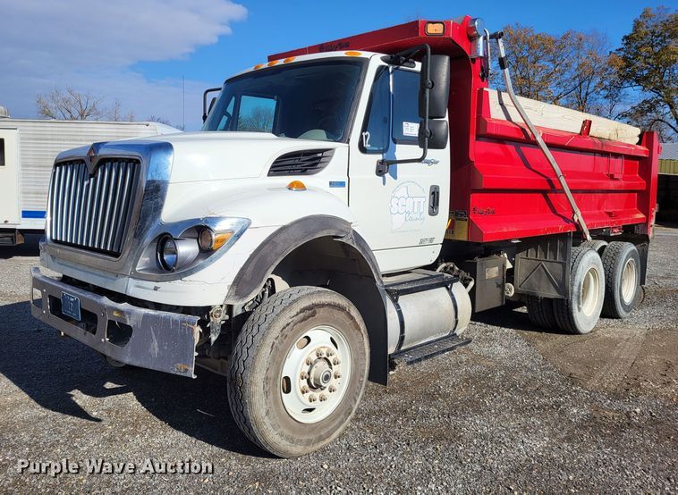 image for item DO3472 2013 International WorkStar 7500  dump truck