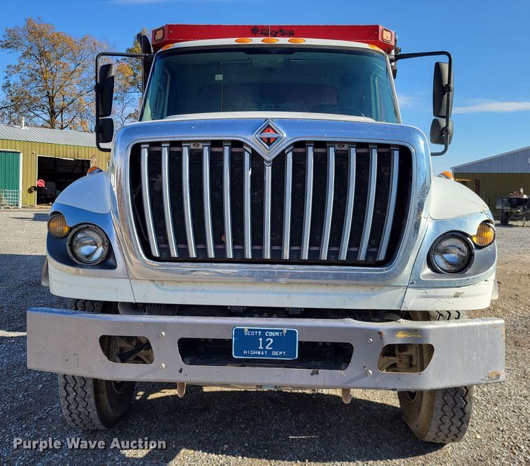 image for item DO3472 2013 International WorkStar 7500  dump truck