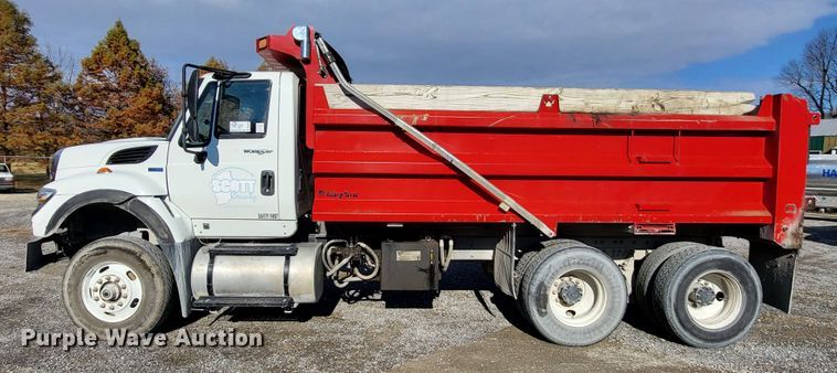 image for item DO3472 2013 International WorkStar 7500  dump truck
