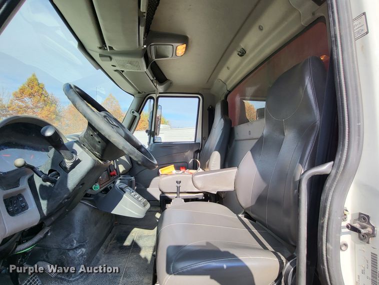 image for item DO3472 2013 International WorkStar 7500  dump truck