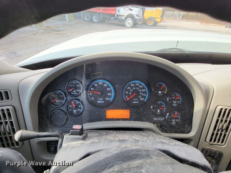 image for item DO3472 2013 International WorkStar 7500  dump truck