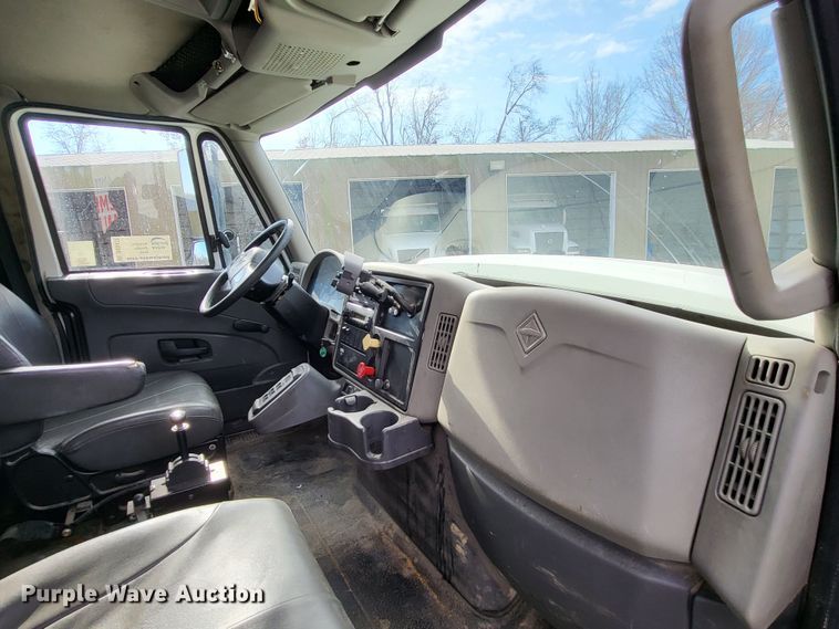 image for item DO3472 2013 International WorkStar 7500  dump truck