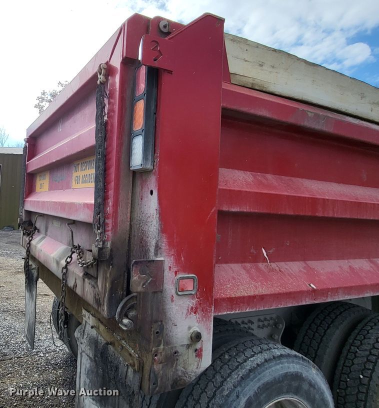 image for item DO3472 2013 International WorkStar 7500  dump truck