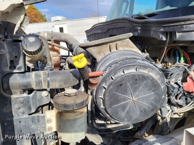 image for item DO3472 2013 International WorkStar 7500  dump truck