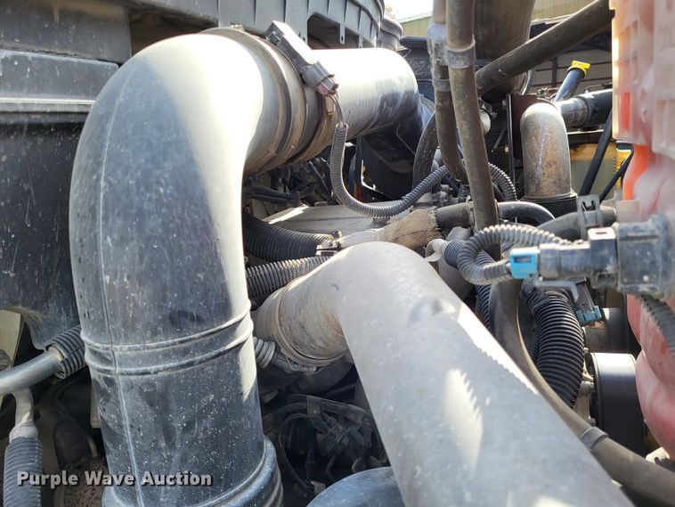 image for item DO3472 2013 International WorkStar 7500  dump truck