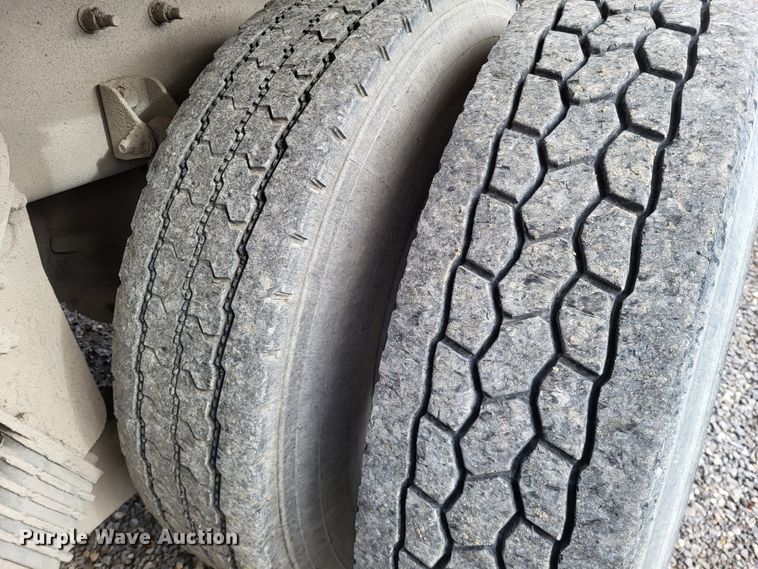 image for item DO3472 2013 International WorkStar 7500  dump truck