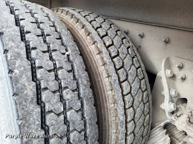 image for item DO3472 2013 International WorkStar 7500  dump truck