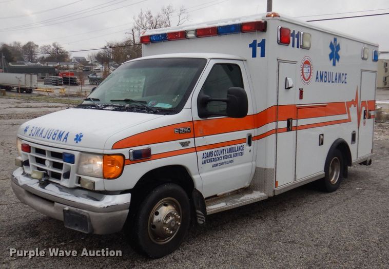 image for item DP0422 2003 Ford E350 Super Duty  ambulance