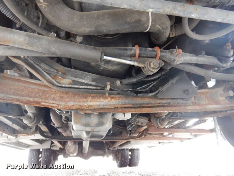 image for item DP0422 2003 Ford E350 Super Duty  ambulance