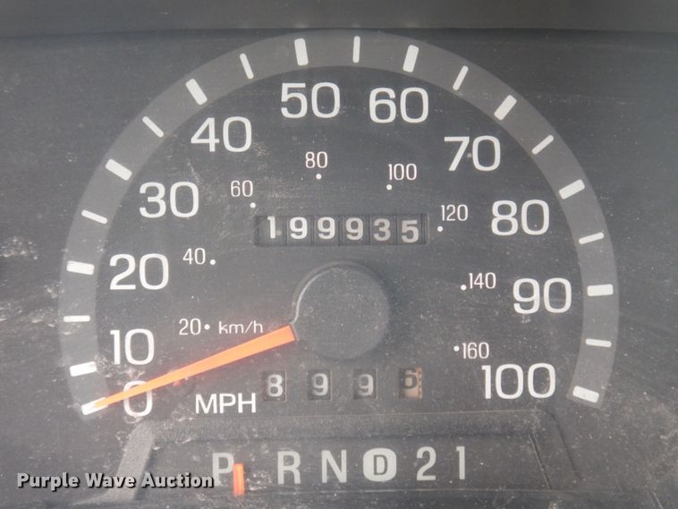 image for item DP0422 2003 Ford E350 Super Duty  ambulance