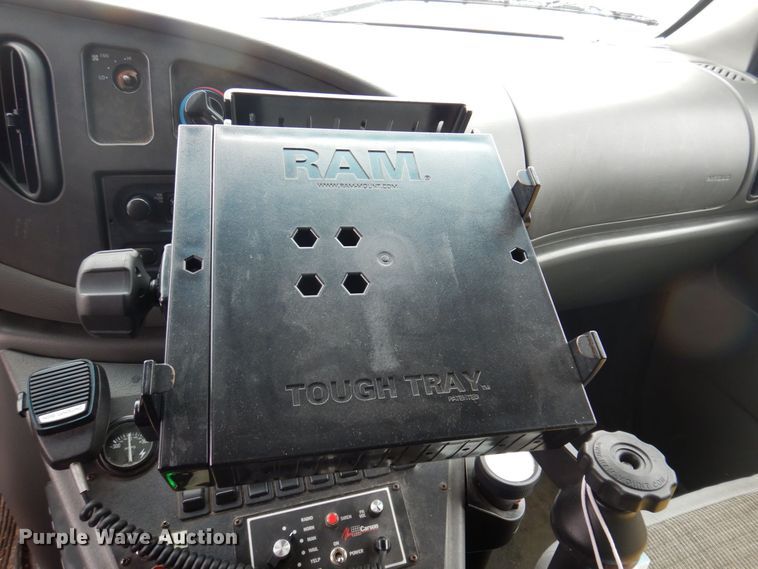 image for item DP0422 2003 Ford E350 Super Duty  ambulance