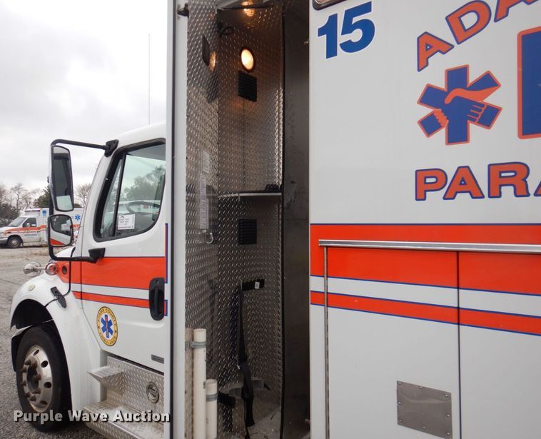 image for item DP0423 2010 Freightliner Business Class M2  ambulance