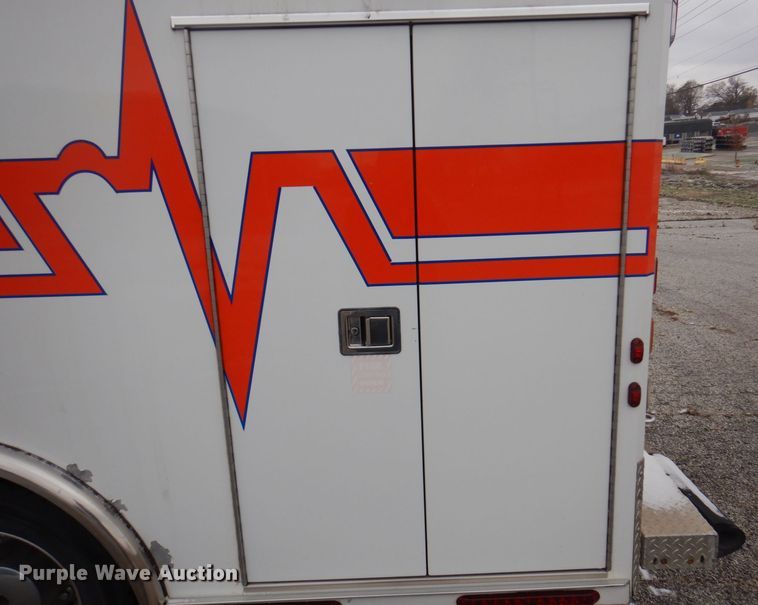 image for item DP0423 2010 Freightliner Business Class M2  ambulance