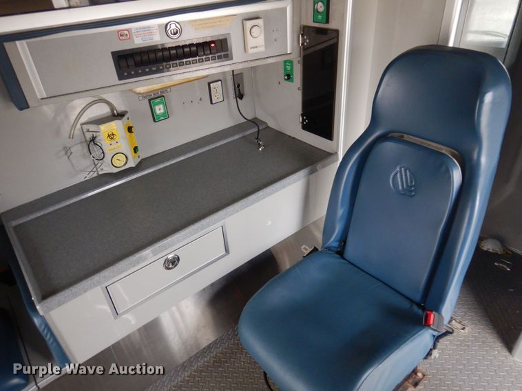 image for item DP0423 2010 Freightliner Business Class M2  ambulance