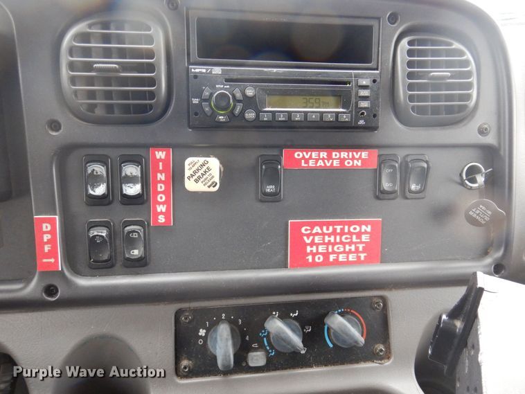 image for item DP0423 2010 Freightliner Business Class M2  ambulance