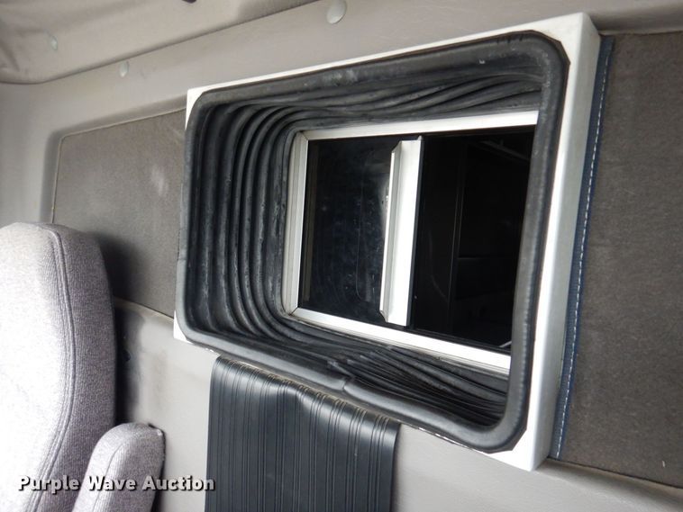 image for item DP0423 2010 Freightliner Business Class M2  ambulance