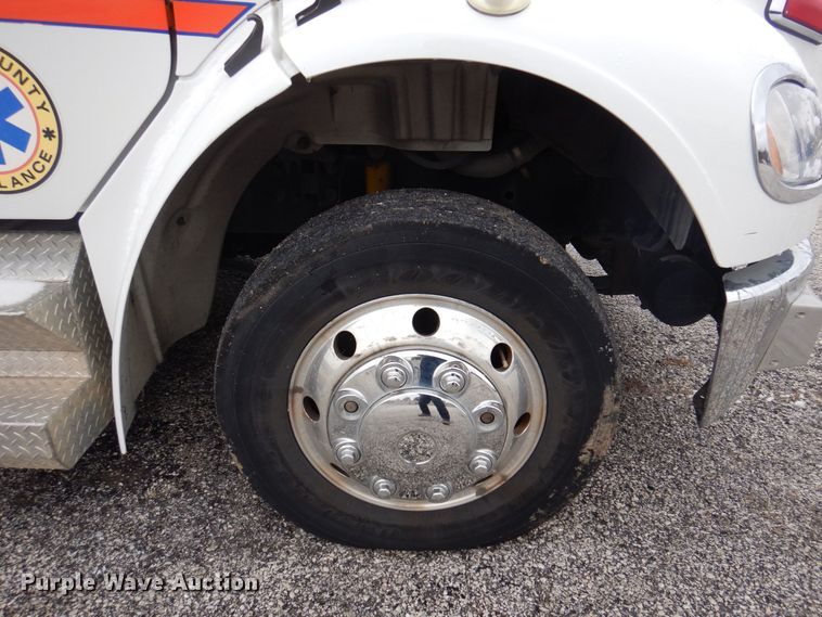 image for item DP0423 2010 Freightliner Business Class M2  ambulance